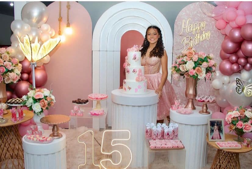 15 anos debutante